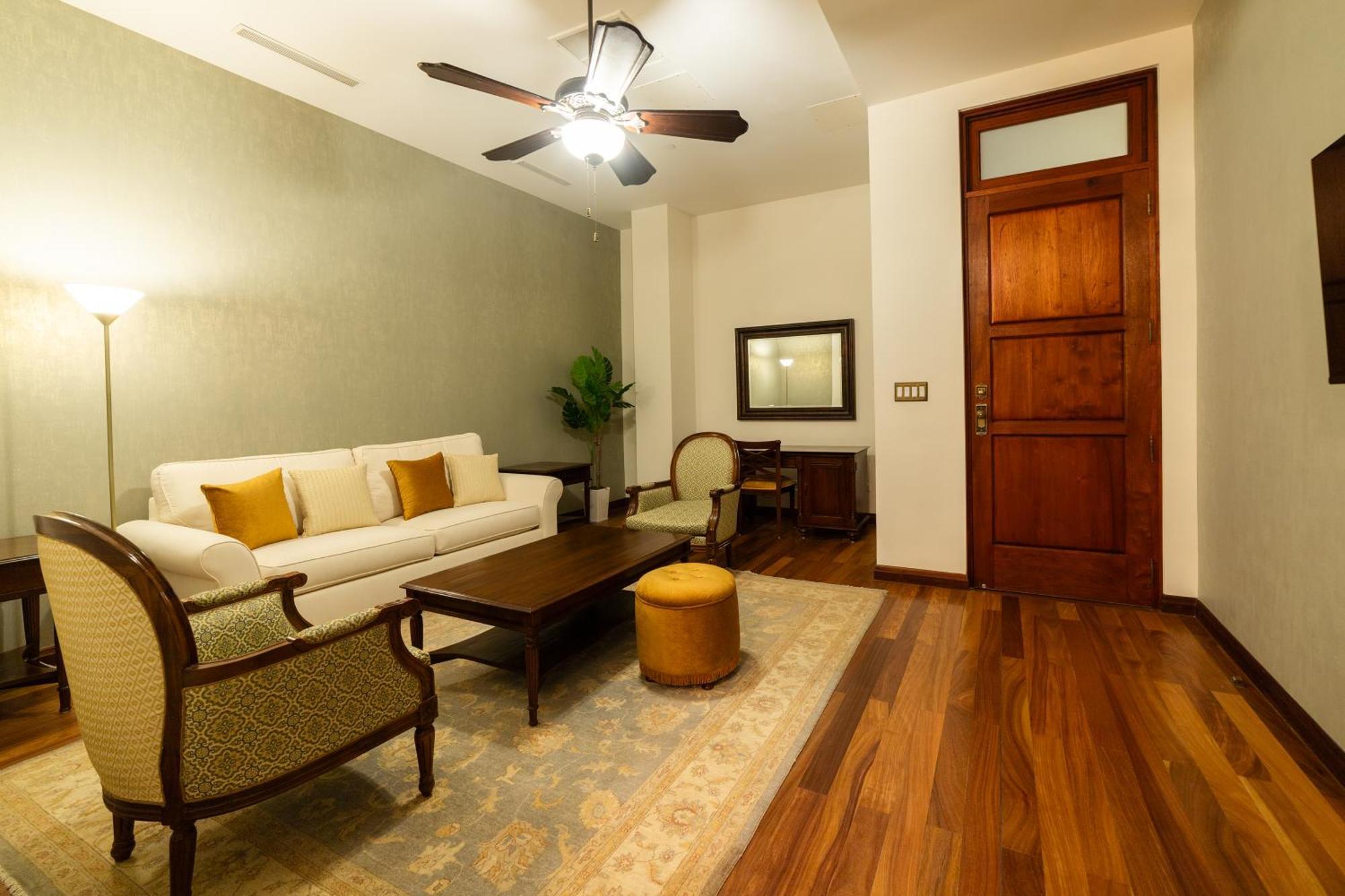 Hotel Plaza Herrera Панама Екстер'єр фото